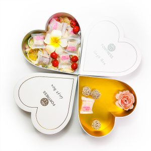 Candy food packaging Custom Heart shape style paper cardboard rigid box with logo stamping finish