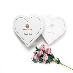 Christmas Luxury Heart shape paper candy food-grade cardboard rigid box as promotional gifts - Custom Printed Cardboard Packaging Boxes - 1