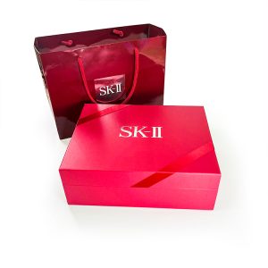 Elegant flip rigid boxes with high glossy and insert covered by silk cloth for packing cosmetics - Luxury Gift Box Packaging - 2
