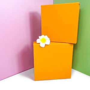 Innovative Stylish Yellow Five Panels Foldable Magnetic Closure Gift Boxes with Customized Sizes - Custom Printed Packaging Boxes - 4