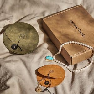 Eco friendly jewelry packaging high end foldable box for necklace packaging